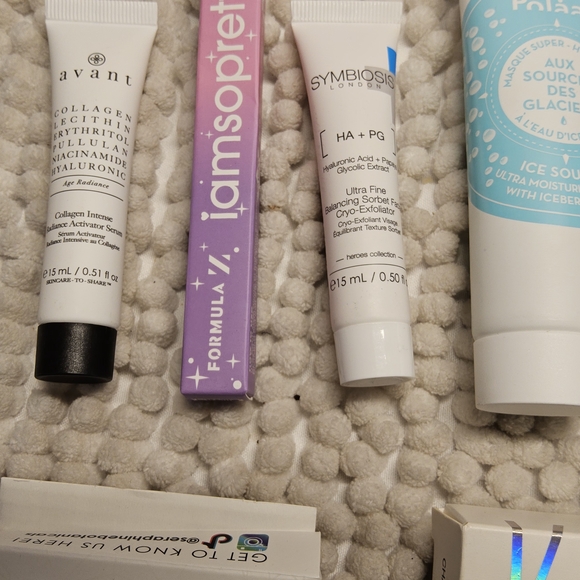 Bundle Assorted Skincare and make up. Buy all or pick your piece - Picture 4 of 7